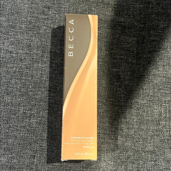 BECCA Foundation in Vanilla - Picture 2 of 2